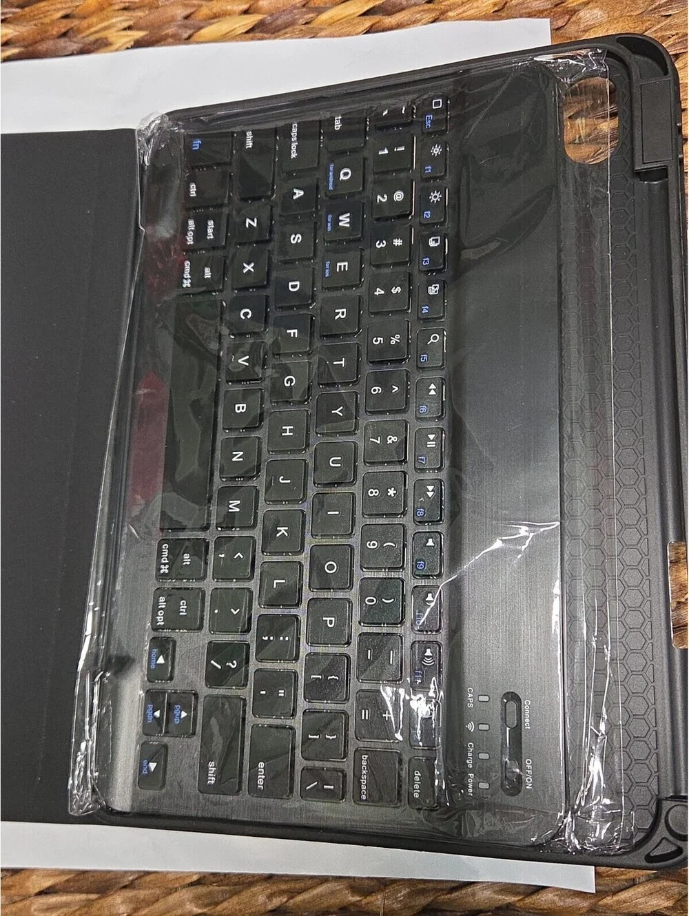 Keyboard Case for iPad (A16) 11th/10th Gen(2025/2022), Detachable Wireless Black